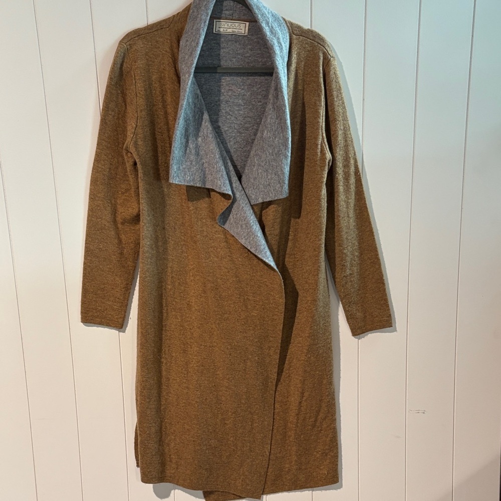 Sinuous dual color long wrap cardigan duster camel and grey soft and classic S